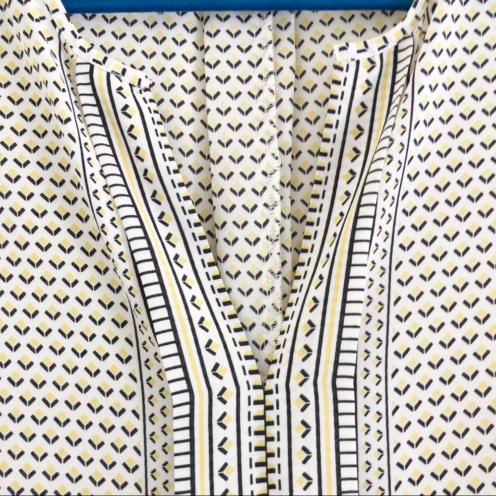 Max Studio Split Front Yellow Printed Short Sleeve - image 3